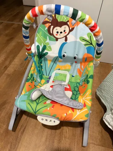 Cadeirinha para bebê vibratória