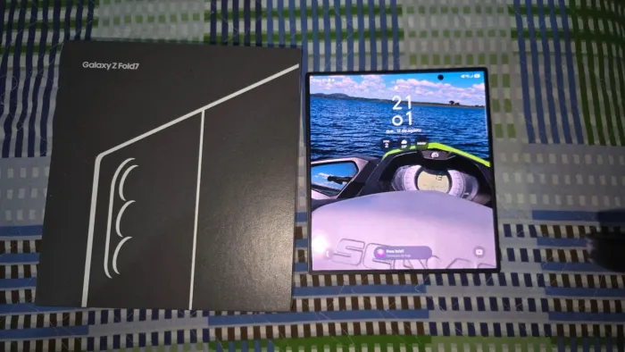Z fold 7 512gb. Garantia até Dezembro