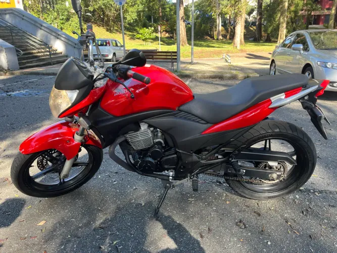 Honda CB300R