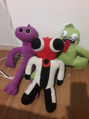 Lote de pelucias raimbow Friends