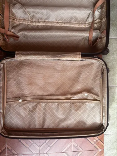 Mala de Viagem Rígida Preta