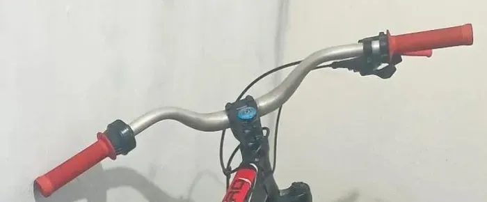 Guidão ABSOLUTE alumínio, pra trocar em guidão MTB 780mm, lunje ou qualquer outro