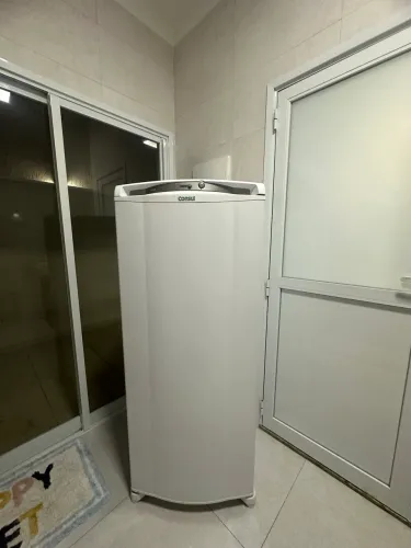 Freezer Vertical Cônsul 254 l