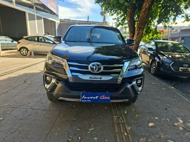 Toyota Hilux SW4 SRX 4X4 2.8 TDI 16V Dies. Aut. 2020