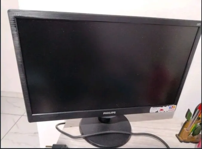 Monitor Philips 18.5