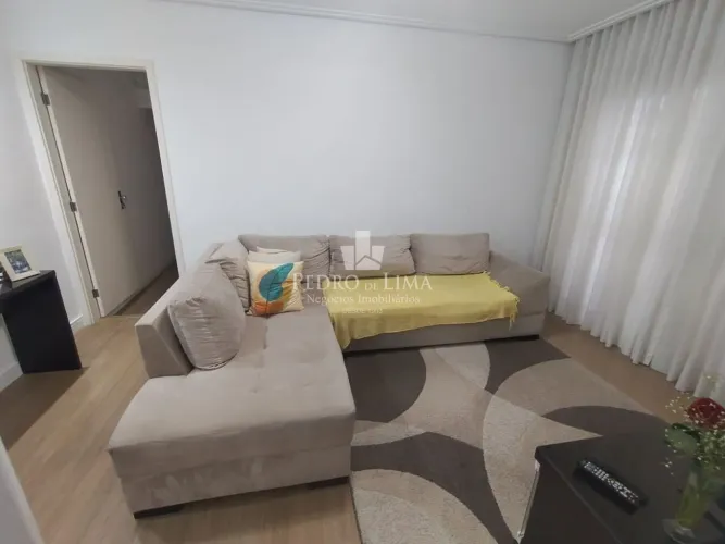 Casa com excelente quintal e edícula ampla na Vila São Francisco - Ponte Rasa