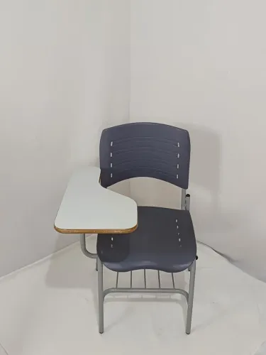 Cadeira escolar