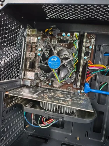 PC GAMER i5 7400 + GTX 1050 2GB | 8GB RAM