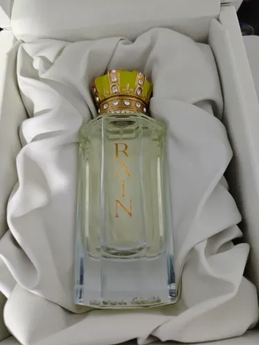 DESAPEGO DA COLEÇÃO: ROYAL CROWN RAIN (EXTRAIT DE PARFUM)