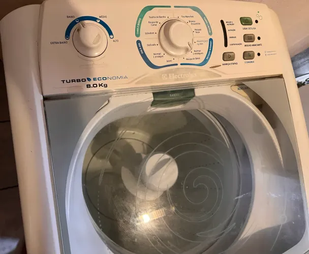 Máquina de lavar eletrolux tubo econômica 8 kilos (leia descrição ) por 350 reais
