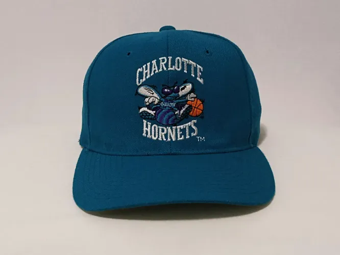 Boné Charlotte Hornets STARTER FLEXFIT anos 90