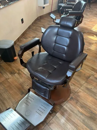 CADEIRA PARA CORTE SALÃO VINTAGE