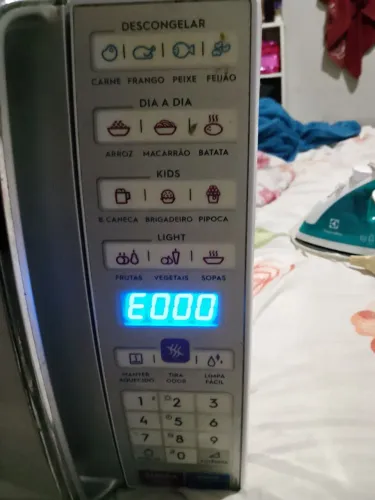 Microondas Eletrolux 34l - com defeito