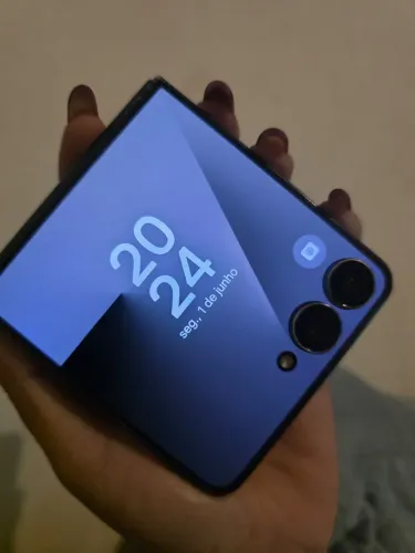 Z flip 7