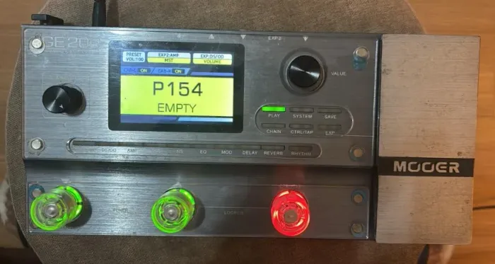 PEDALEIRA MOOER GE200
