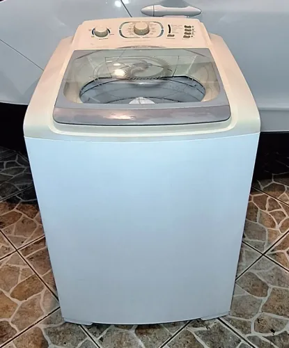 Vendo máquina de lavar Electrolux 15kg