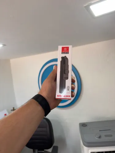? Bastão de Selfie e tripe