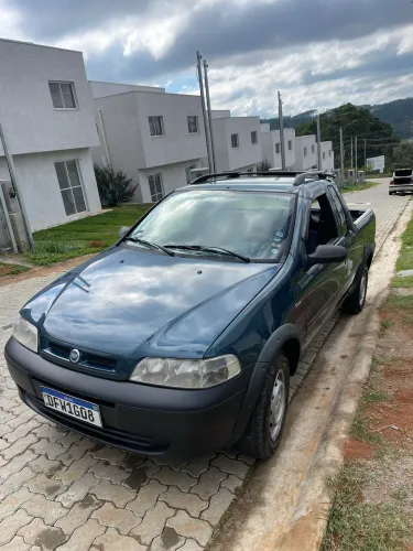Fiat Strada Working 1.5 MPI 8V CE (álcool) 2002