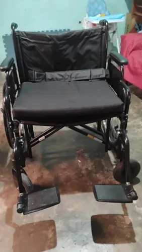 Cadeira de rodas para obeso até 180kg