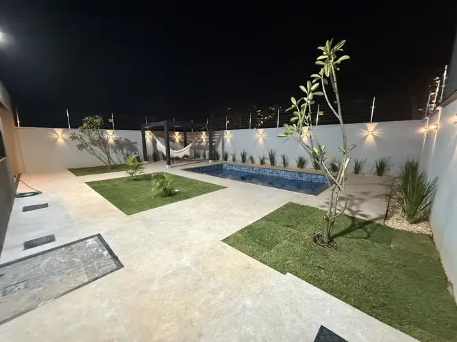 Casa, 3 quartos, 3 suítes, 183 m², 6 vagas no Jardim Atlântico em Goiânia