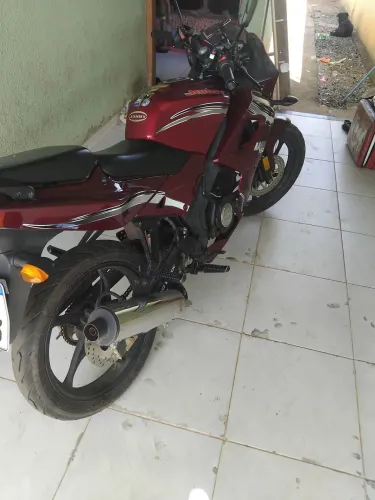 Vende-se Jhone 