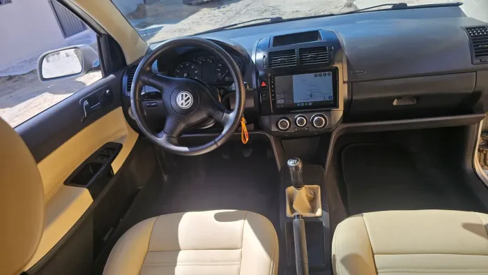 Volkswagen Polo Sedan 1.6 MI Total Flex 8V 4P 2006