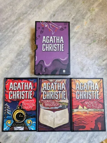 Lote de livros novos, incluindo box agatha christie e coleção eu me chamo Antonio