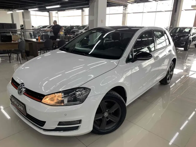 Volkswagen Golf Highline 1.4 TSI 140cv Aut. 2015