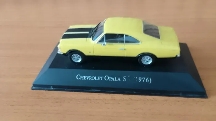 Opala 1976 miniatura