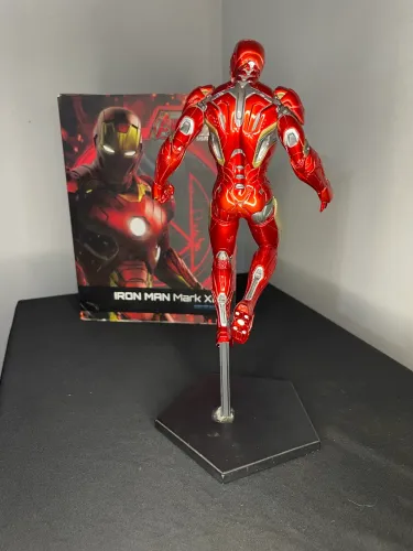Boneco homem de ferro Iron Man Mark XLV