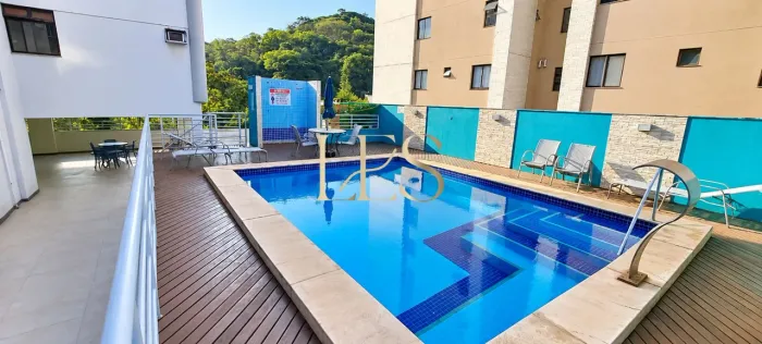 Apartamento à Venda com 3 Quartos na Praia do Canto - Vitória ES