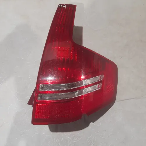 Lanterna traseira direita original c4 hatch 08/013 