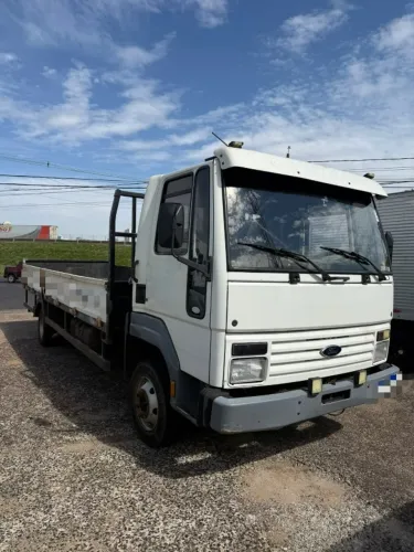FORD CARGO 814 1998 CARROCERIA DE FERRO