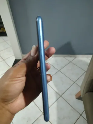 Vendo celular Samsung Galaxy A11 pra quem tem interesse em consertar