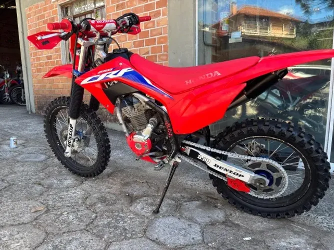 Honda CRF250F Pronta para rodar.