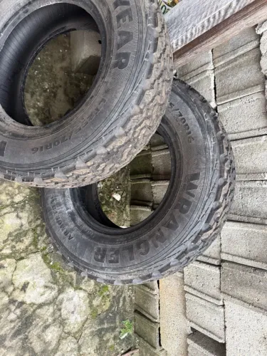 Pneus Remold 255/70R16