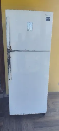 Geladeira Samsung com defeito 