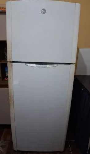 Geladeira GE