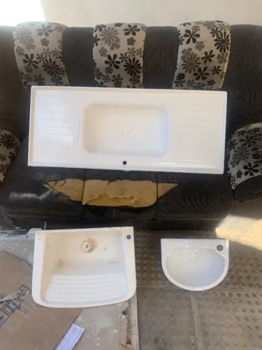Conjunto pias banheiro, área serviço e cozinha novo nunca usado