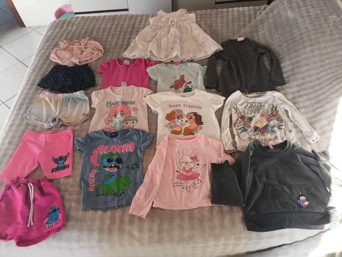 Roupa infantil tamanho 4