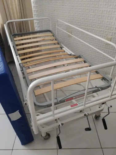 Cama Hospitalar Manual para Residência + Colchão | PILATI Completa
