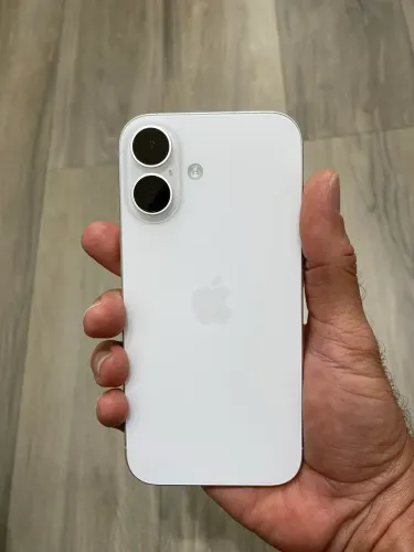 iPhone 16 256