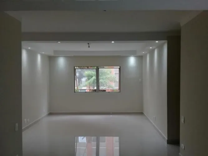Ótimo Apartamento Residencial com 3 Dormitórios - Vila Imperial