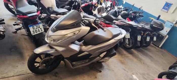 HONDA PCX 150 PRATA 2019 Shalon veículos Cariacica