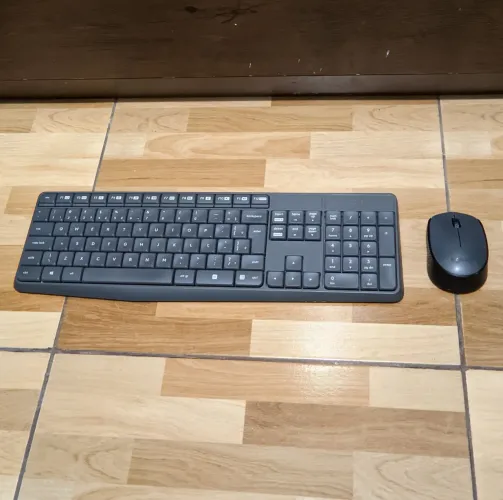 Kit Teclado e mouse sem fio Logitech