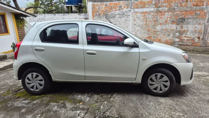 Toyota Etios X 1.3 Flex 16V 5P Aut. 2018