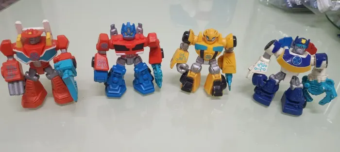 Bonecos Transformers Rescue Bots Playskool da Hasb