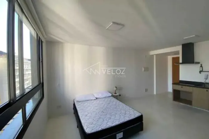 Apartamento - / Residencial / Centro