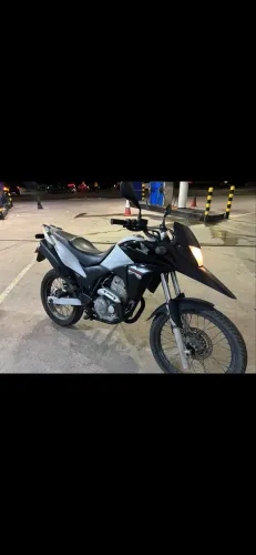 Xre 300 2016