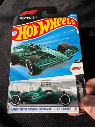 ASTON MARTIN ARAMCO - Hotwheels 
